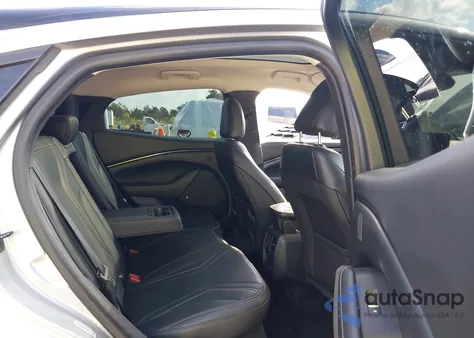 2021 Ford Mustang Mach-E Premium from USA, damaged, VIN 3FMTK3R79MMA02563